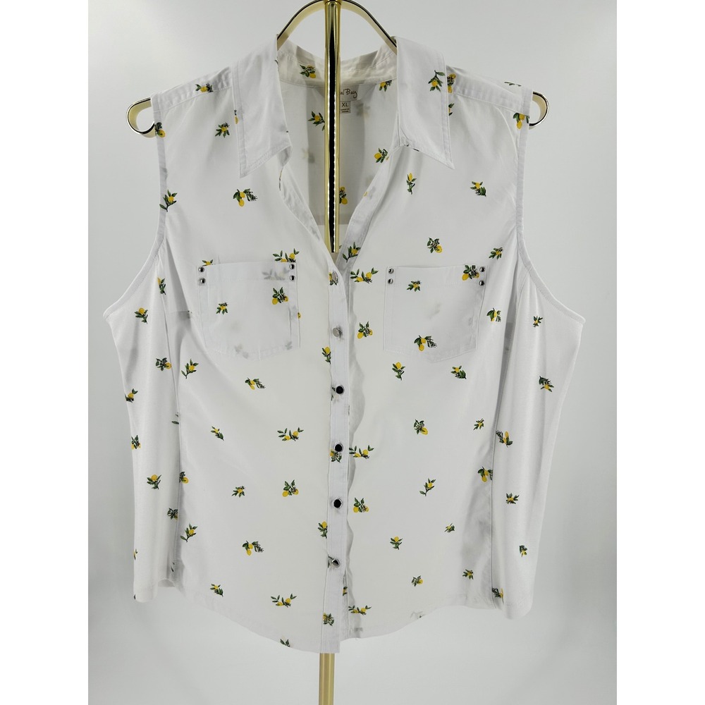 Coral Bay Women XL Sleeveless Button Up Blouse White Lemon Print Studded Pockets